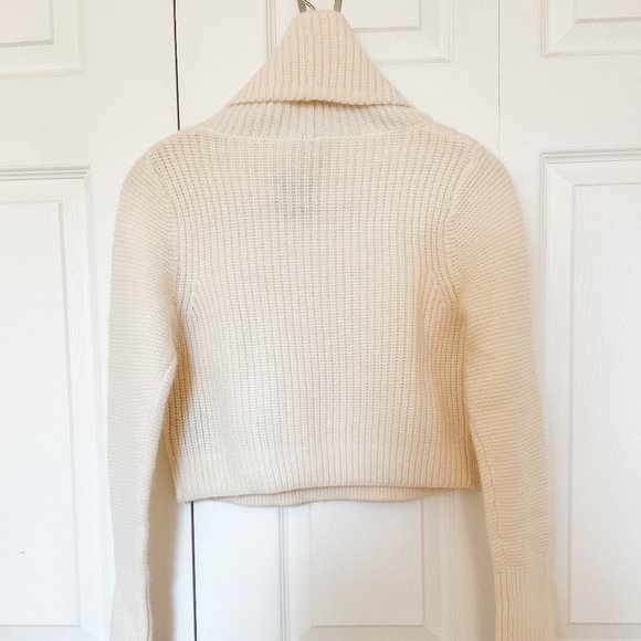 ✨ NWT ✨ Cream - Club Monaco - Leala Cropped Sweater - Picture 4 of 12